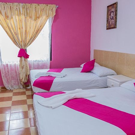 Oyo Hotel Marias,Aeropuerto Internacional De Chetumal Dış mekan fotoğraf