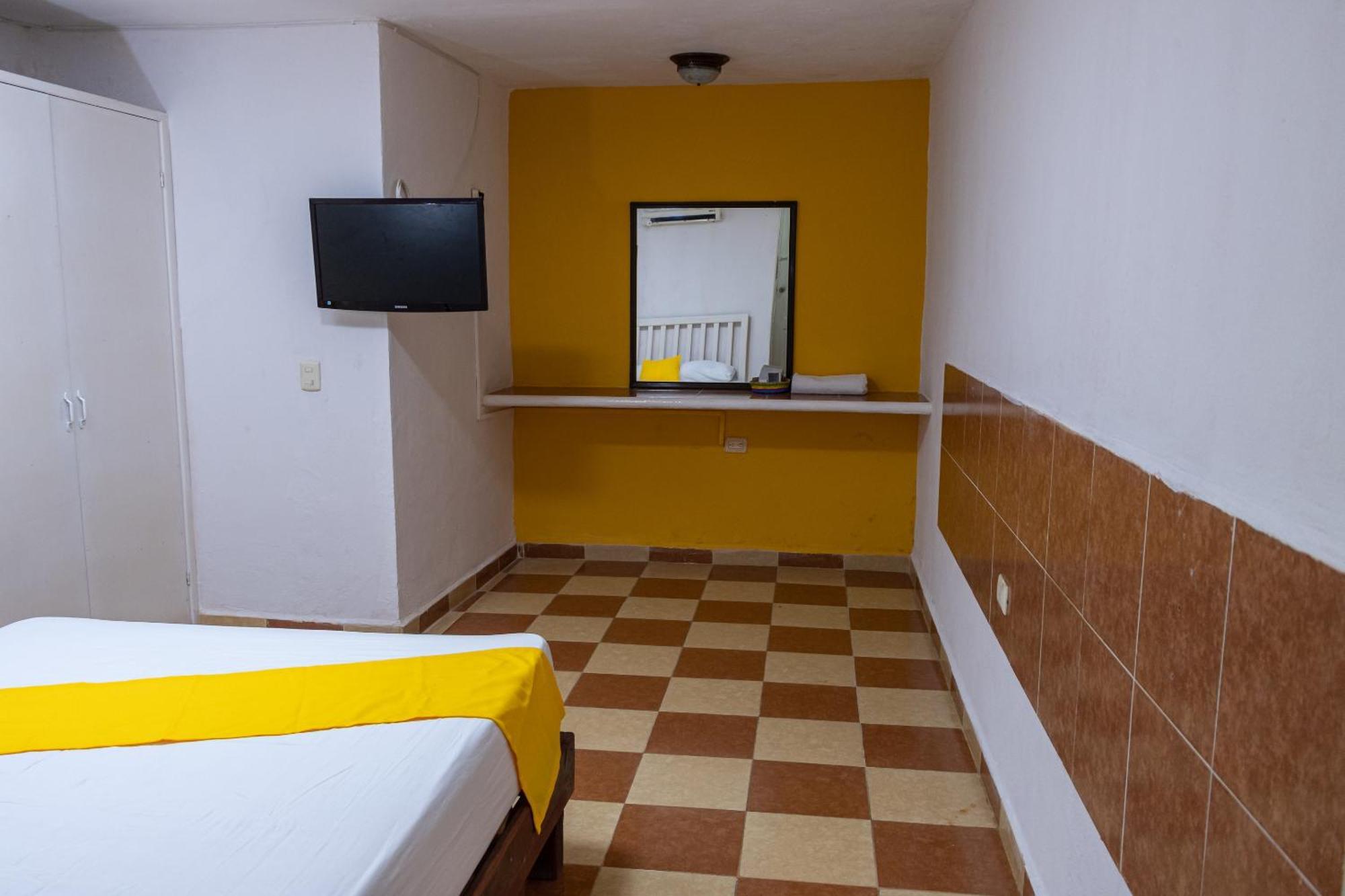 Oyo Hotel Marias,Aeropuerto Internacional De Chetumal Dış mekan fotoğraf