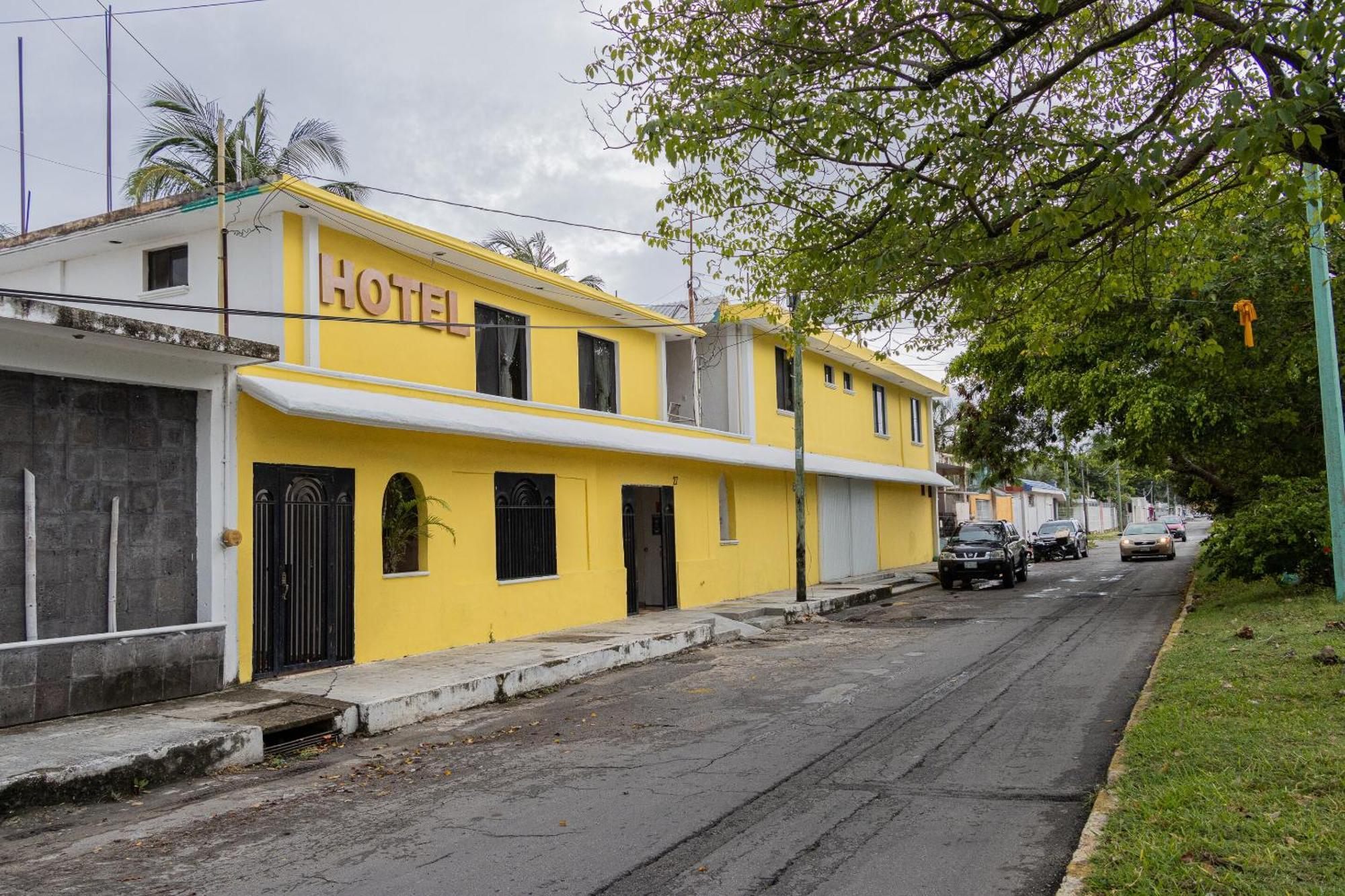 Oyo Hotel Marias,Aeropuerto Internacional De Chetumal Dış mekan fotoğraf
