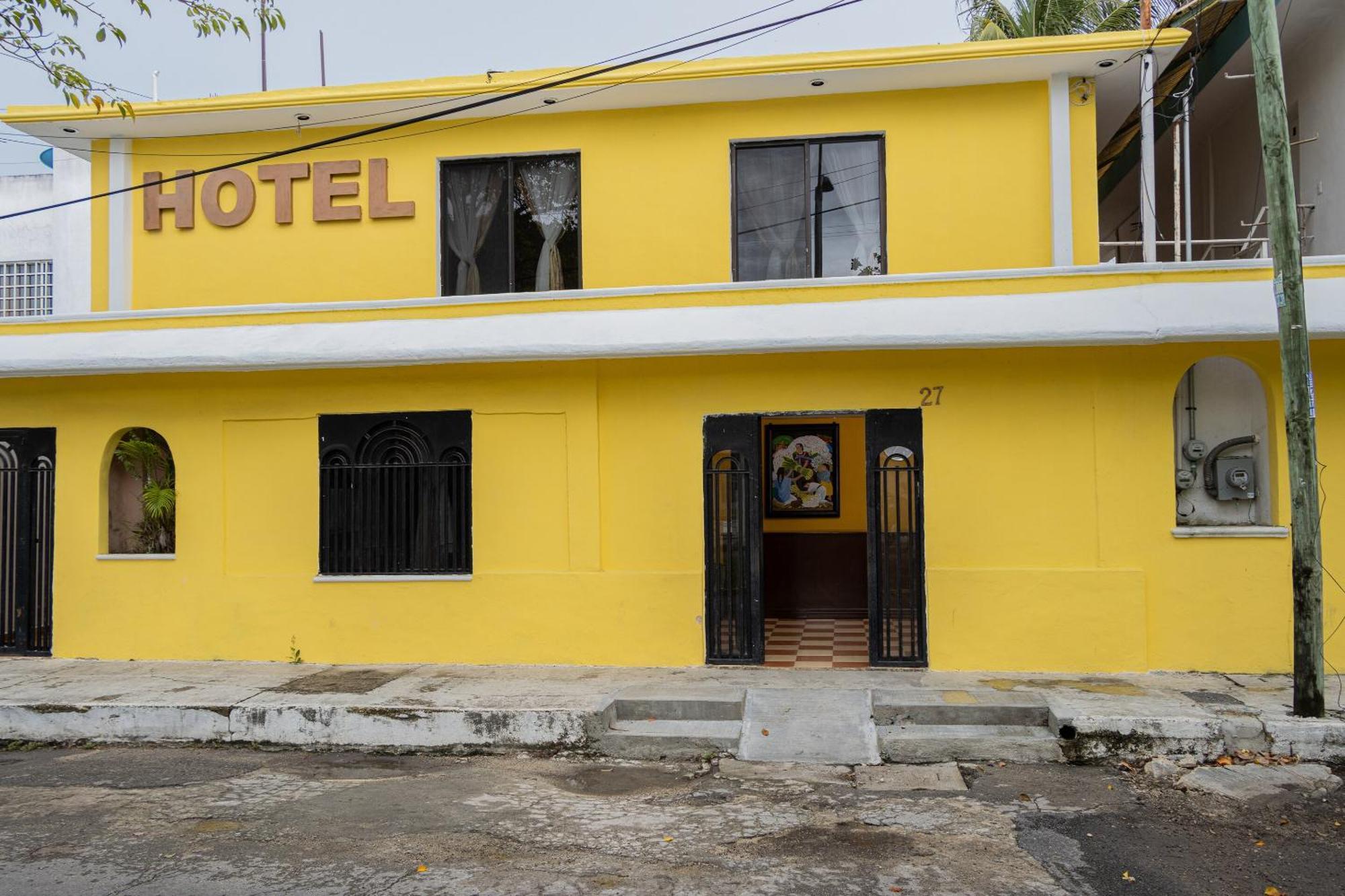Oyo Hotel Marias,Aeropuerto Internacional De Chetumal Dış mekan fotoğraf